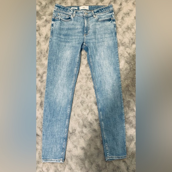 MNG/Mango “Kim” Jeans • Size 6 • EUC - Picture 4 of 16